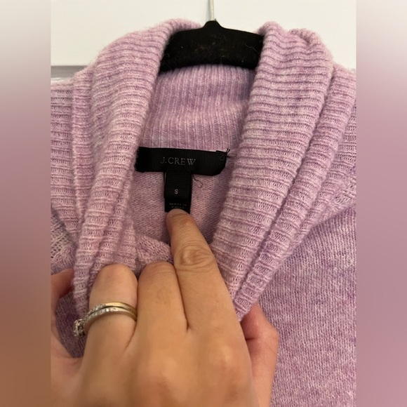 J. Crew Lavender Purple Short Turtleneck Sweater Size Small Wool Blend - Picture 3 of 5